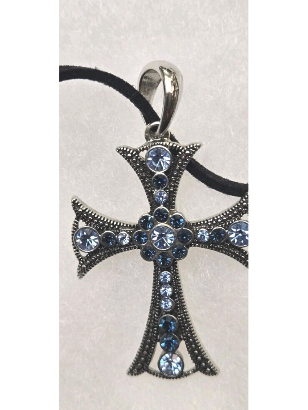 Cross Lia Sophia Blue Crystal Maltese Cross Pendant Black Cord Necklace 20 in